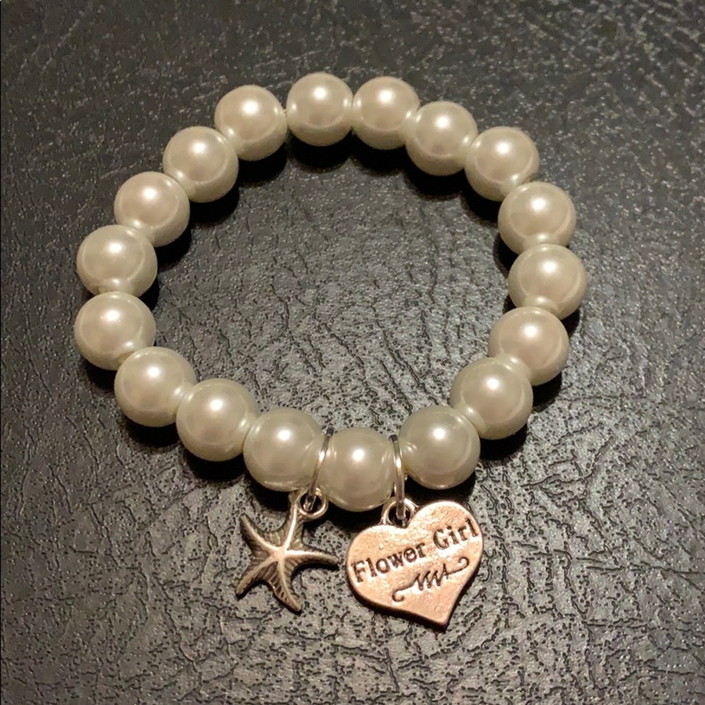 Flower girl pearl bracelet